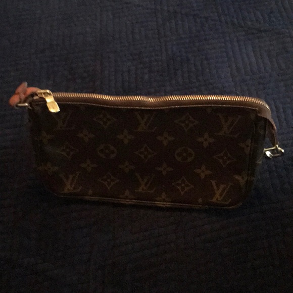 Authentic Louis Vuitton Pouch - Picture 3 of 8